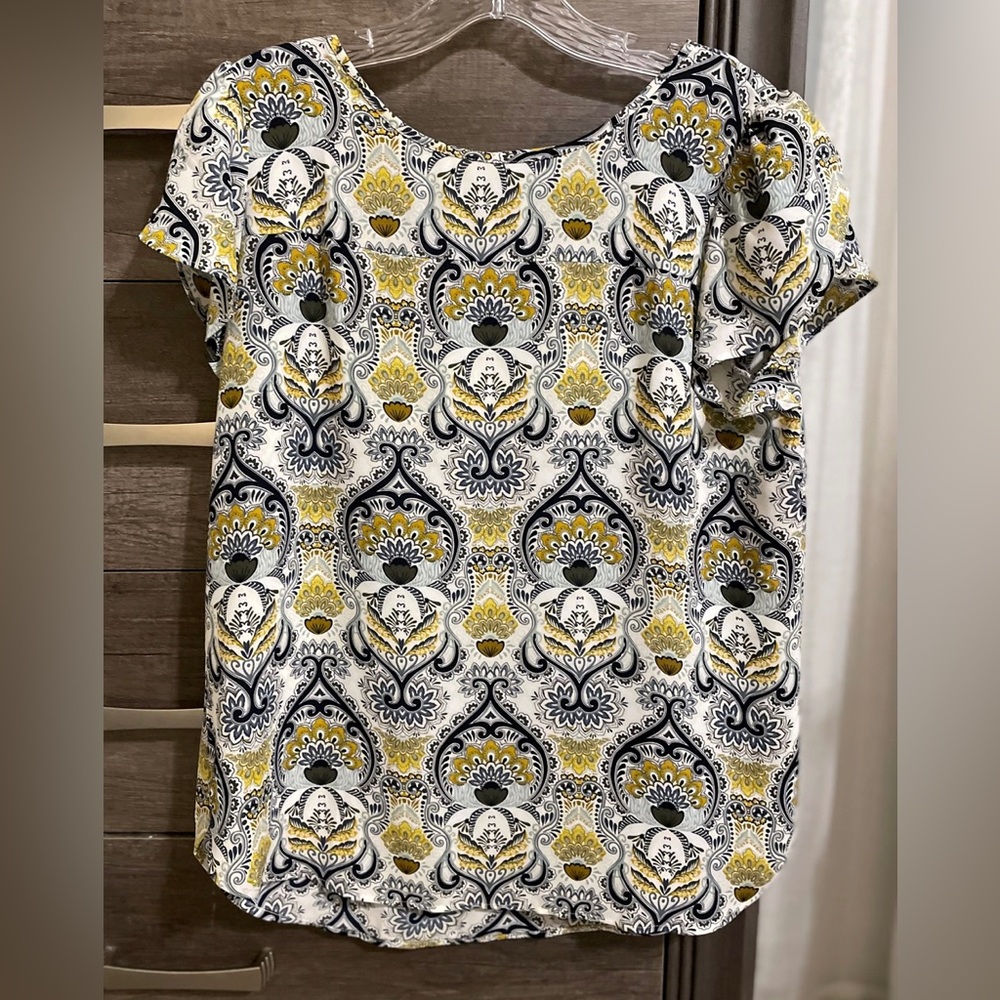 Loft Outlet Blouse with Flutter Sleeves (EUC)
